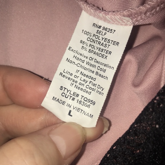 Gorgeous Tank - Picture 9 of 9